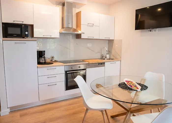 Apartament Olinar *